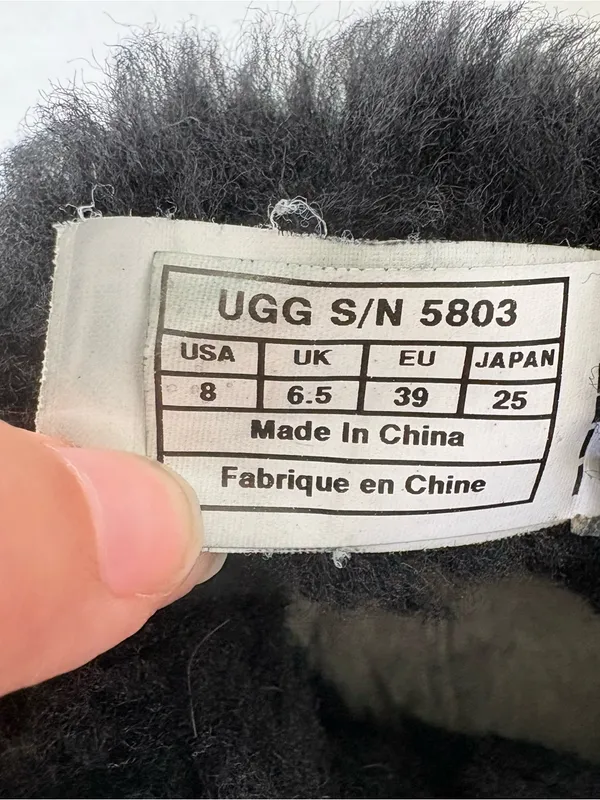 Ugg Women’s Classic Bailey Button Boots Black Suede Leather Size 8 - Image 11