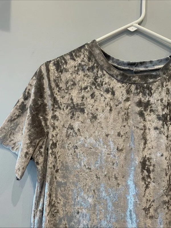 Crushed Velvet Short Sleeve Shift Dress in Silver-grey like new - Image 2