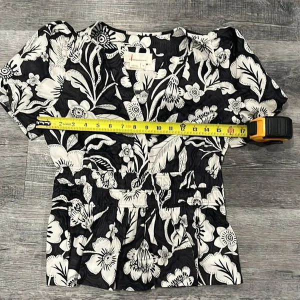 Anthropologie NWOT Somerset Blouse tropical black white floral top - XS - Image 7