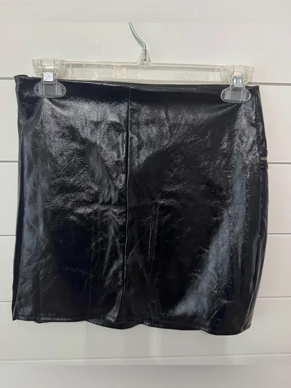 Shein faux leather mini skirt - Image 2
