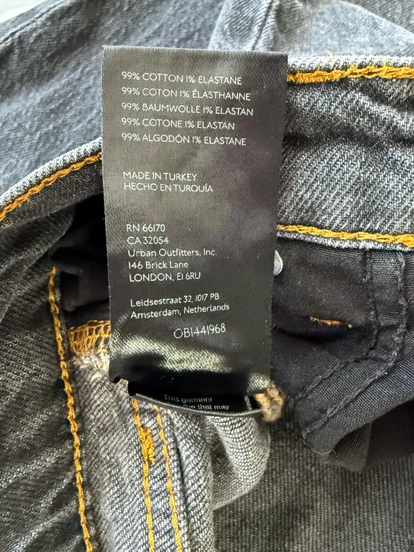 Urban Outfitters BDG Low-Rise Flared Jeans in Washed Black • Sz 27 - Image 7