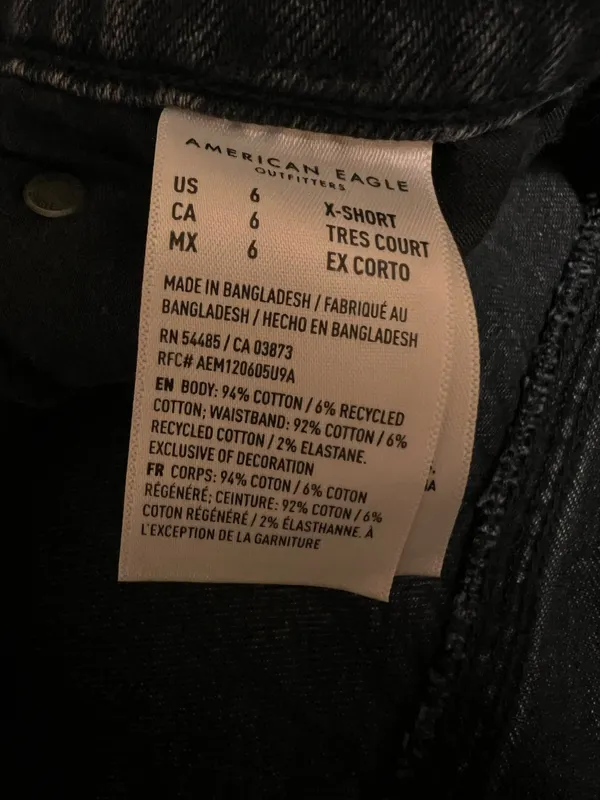 Low-Rise American Eagle Jeans - Image 3