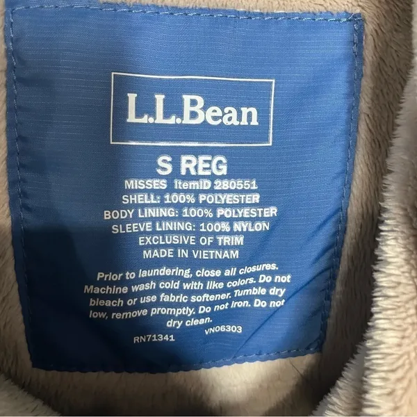 L.L. Bean plush fleece‎ lined jacket size small - Image 4