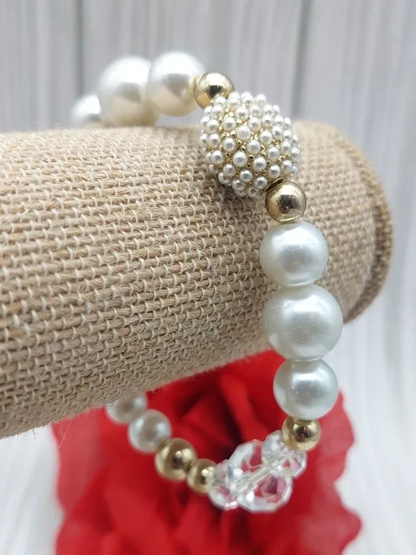 Faux Pearl Crystal Stretch Bracelets Lot of 2 Gold Tone Rhinestone Bridal - Image 6