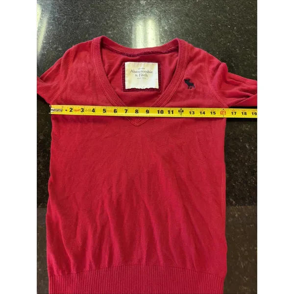 Abercrombie And‎ Fitch Womens Red Sweater Sz L V-neck Y2K Vibes Slim - Image 6