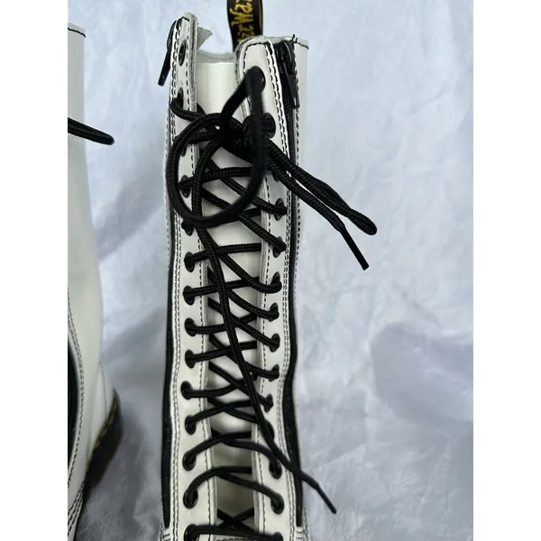 Dr Doc Martens 9733 Patent Lamper Boots with Zipper, White UK 6, US 8‎ Womans - Image 3
