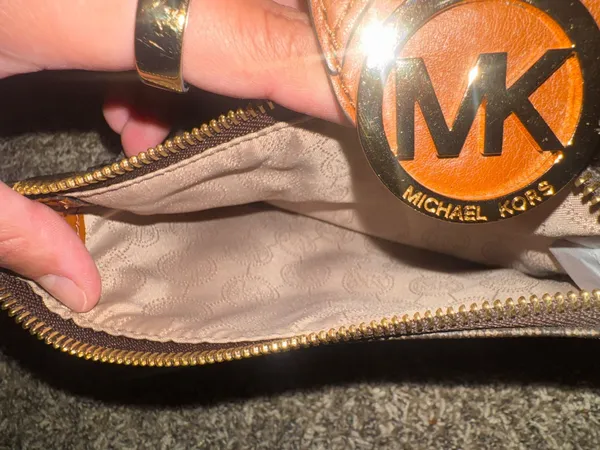 Crossbody Michael Kors Purse Brown - Image 4