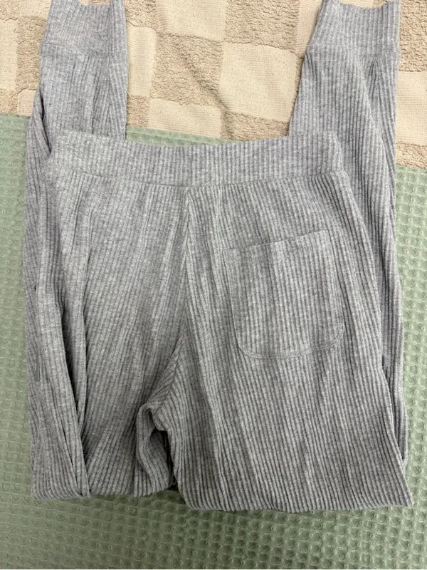Alo Yoga Women's Muse Sweatpants XS - Image 6