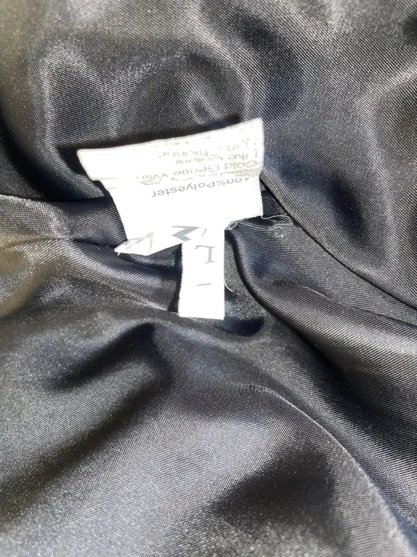 Cropped Black Puffer Jacket Size L - Image 4