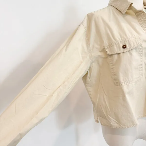 Forever 21 Shacket Size Large L Beige Cropped Button Front Top Pocket Minimalist - Image 4