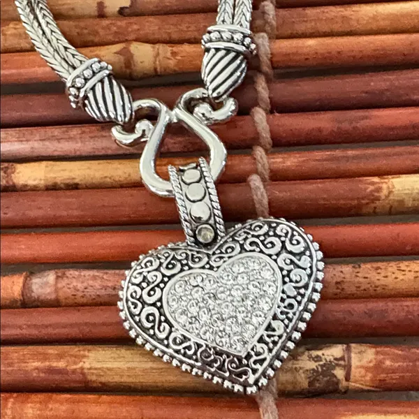 Lia Sophia Silver-Tone Filigree Heart Pendant Necklace 17”-20-25” - Image 5