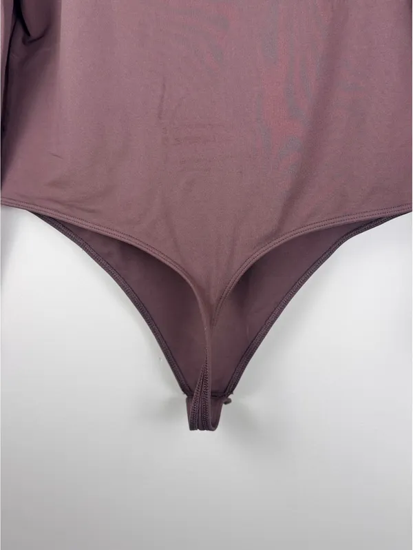 Aritzia Babaton Contour Squareneck Long Sleeve Bodysuit Brown XL 73936 - Image 7
