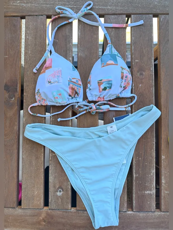 NWT Abercrombie & Fitch Bikini Set - Light Blue Postcard Pattern/Light Blue - S - Image 7