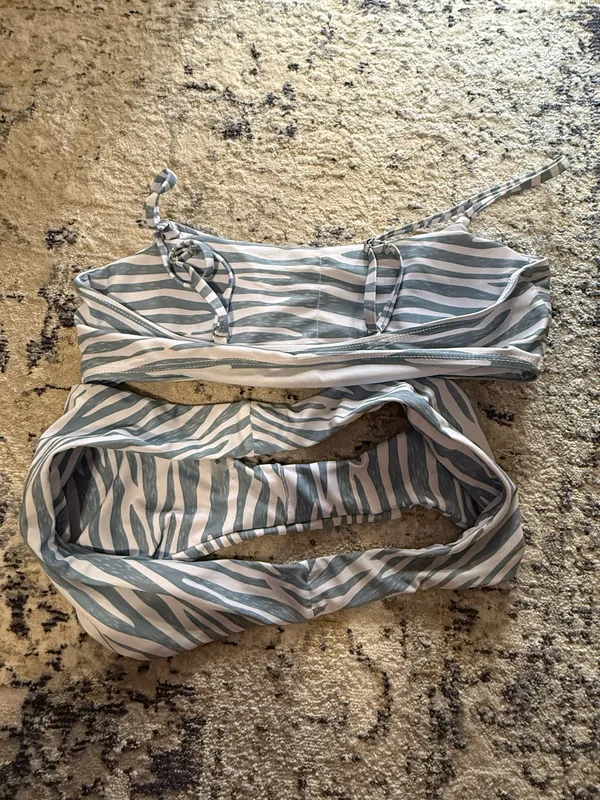 Shein Bikini Set - Image 3