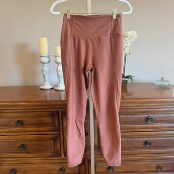 Abercrombie & Fitch YPB sculptLUX 7/8 Leggings Copper Size Small - Image 2