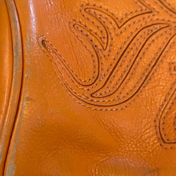 Vintage Y2k Juicy Couture Barrel Shoulder Bag Purse Leather Orange Logo Charm - Image 4