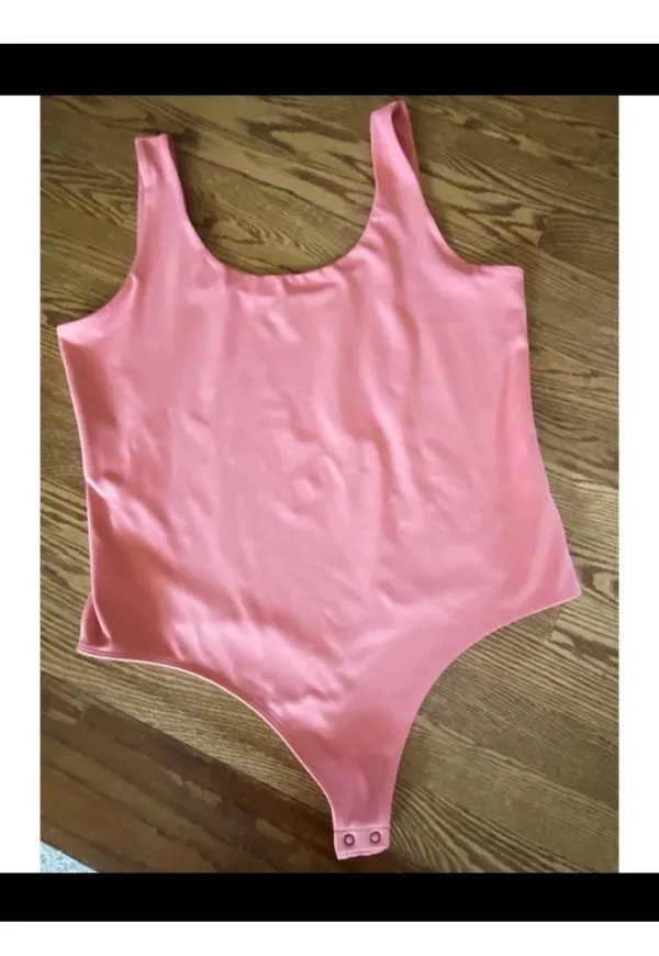Express Body Contour Bodysuit - Image 4