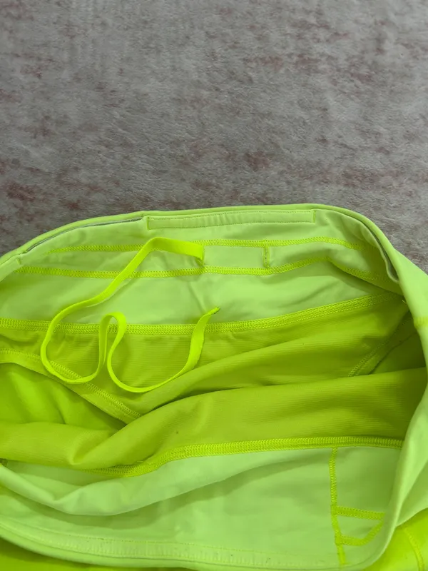 Lululemon Speed Up Shorts 2.5" Low-Rise - Image 5