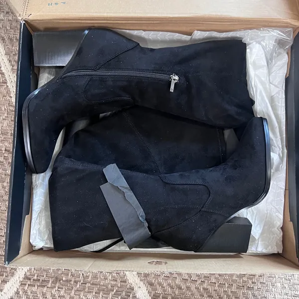 Marc Fisher Over the Knee Boot Sz 5.5 - Image 4