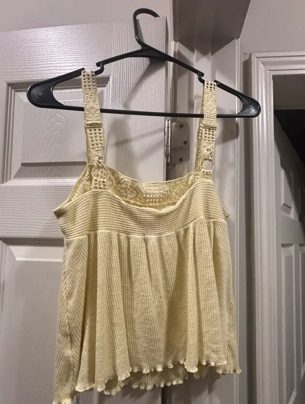 Yellow tank top - Image 2
