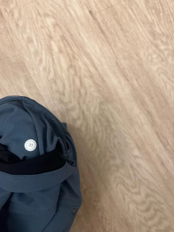 lululemon pants - Image 4