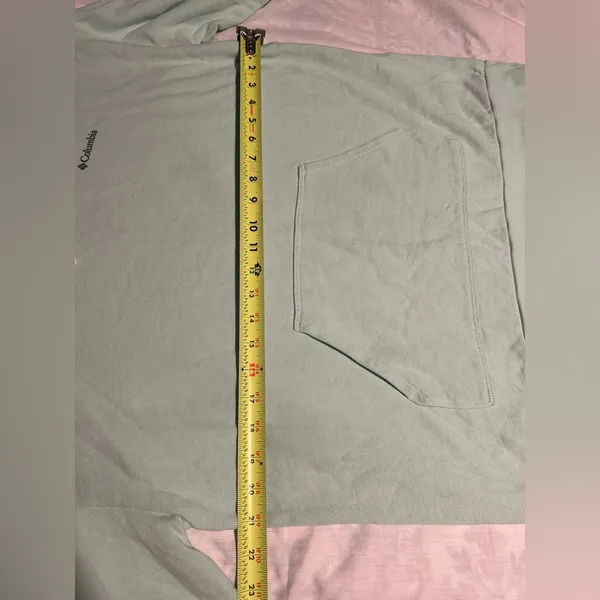 Columbia women’s Light Green Hoodie - Image 8