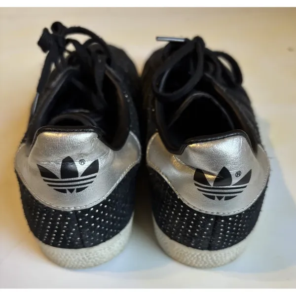 Adidas Gazelle Black Silver Metallic Women's Size‎ 6.5 Lace Up Tennis Shoe Logo - Image 4