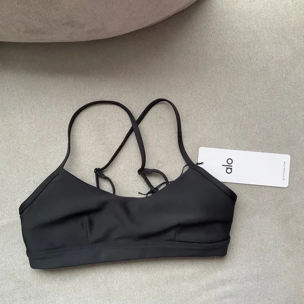 Alo Yoga Airlift Intrigue Bra Black XS - Image 2
