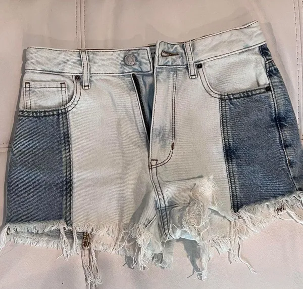 Light-Wash Jeans shorts - Image 2