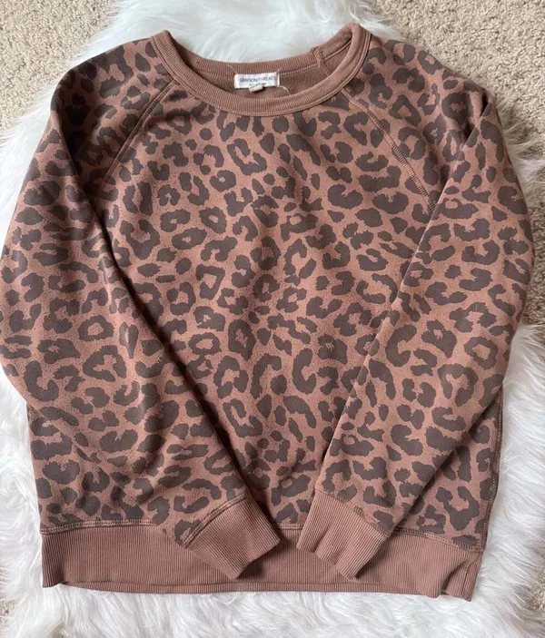 Grayson Threads Size XS Women's Leopard Print Two-Piece Loungewear Set - Image 3