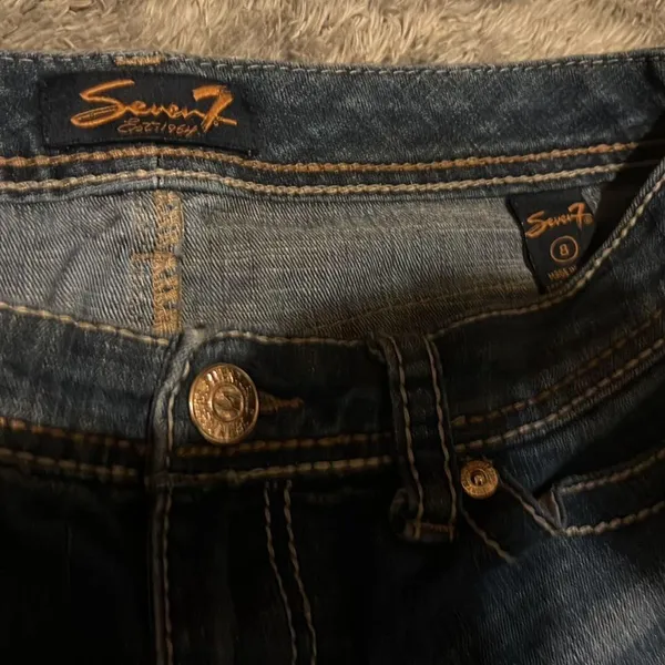 Seven 7 shorts size 8 - Image 3
