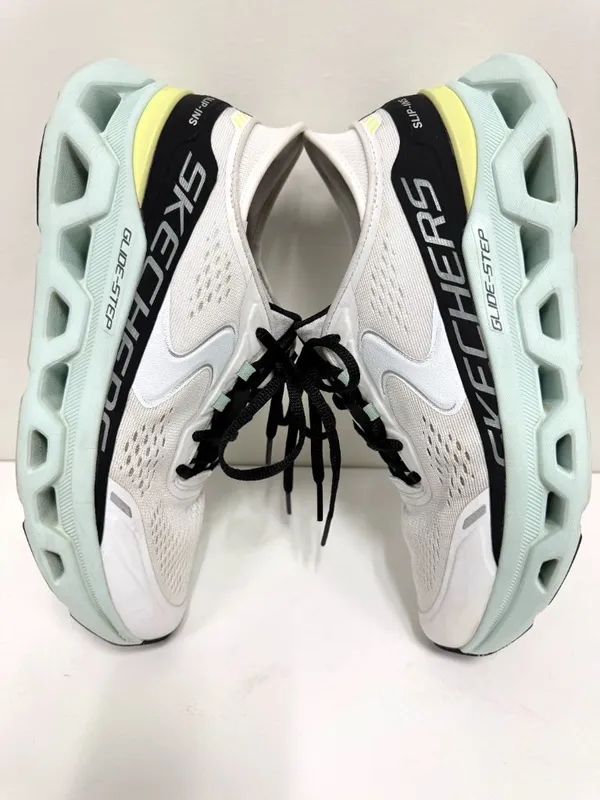 Skechers Slip-ins: Glide-Step Altus - Image 7