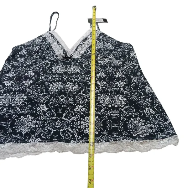 Studio Badgley Mishka Pajama 2 Piece Set Set Shorts Cami Black White Size MEDIUM NEW NWT - Image 10