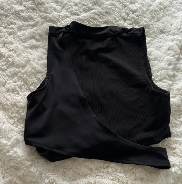 Puma Cropped Top - Image 3