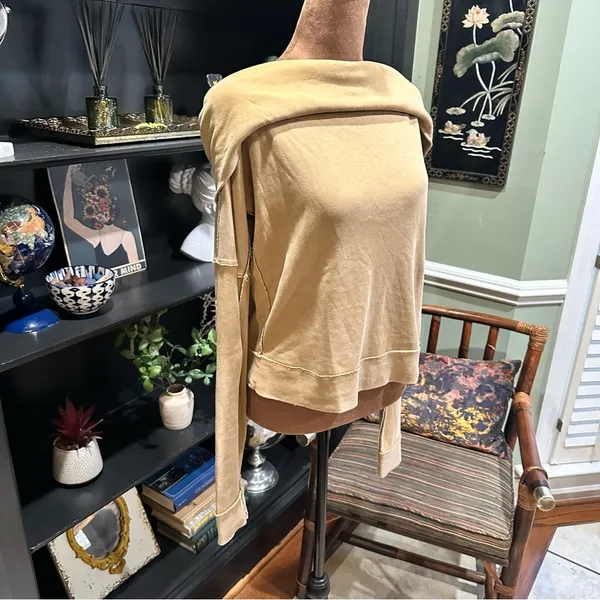 We The Free by Free People Off-the-Shoulder Top – Size S – 100% Cotton Tan Knit - Image 2