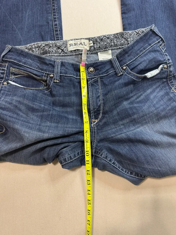 Ariat Indigo Boot-Cut Jeans with Embroidered Back Pockets - Image 5