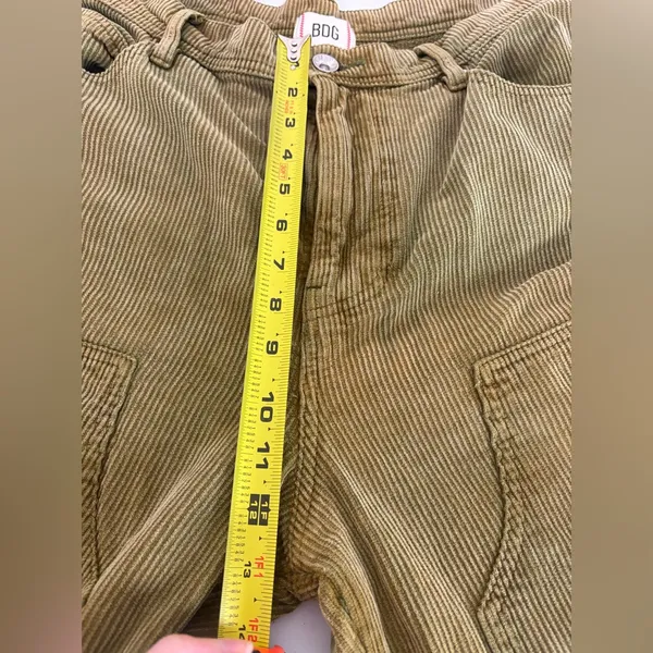 BDG Olive Green Corduroy Cargo Pants, Straight Leg, plus size 36 EUC‎ - Image 9