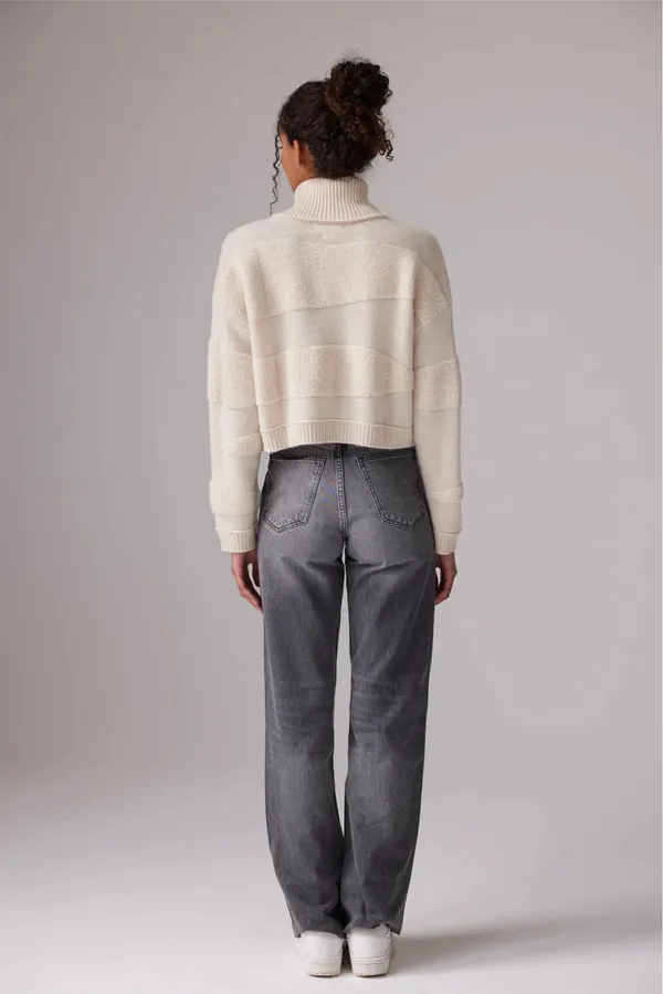 Colorush Plushy roll neck cashmere sweater - Image 2