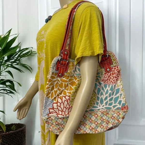 Fossil Multicolored Floral Pattern Canvas Shoulder/Handbag Medium‎ ZB 2907 - Image 2