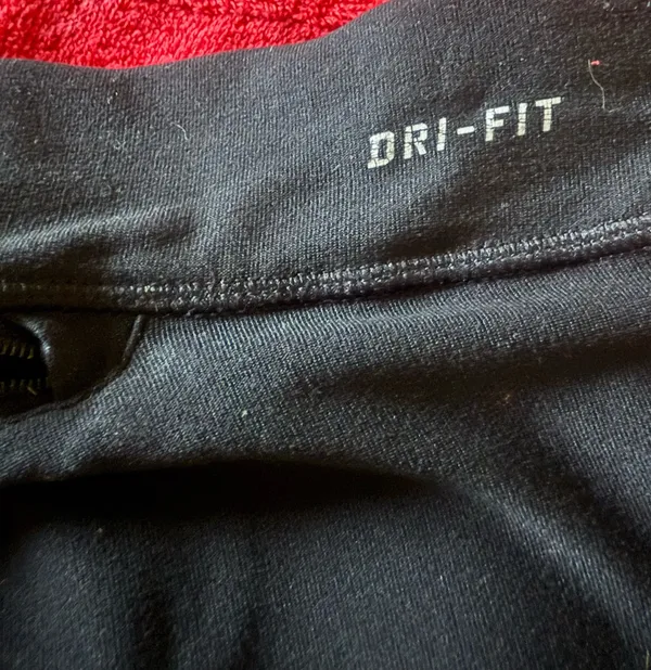 Nike Capri Dri-Fit Leggings Black Medium - Image 9