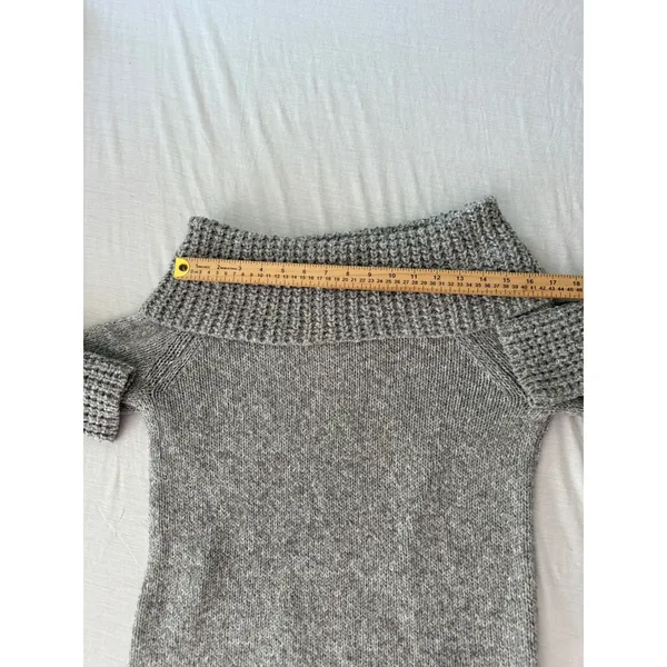 Abercrombie & Fitch Grey Cowl Neck Ribbed Knit Sweater Medium Raglan Sleeve - Image 6