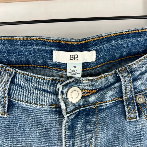 BP Stretch Medium Wash Blue Denim‎ Flare Jeans Casual Size 28 - Image 3