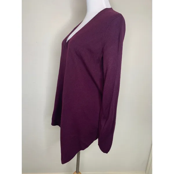 French Connection Burgundy V Neck Sweater Asymmetric Hem Sz Small - Image 4