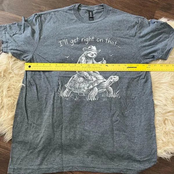 Source Unknown Heather Gray "I'll get right on that" Sloth on Turtle Graphic Tee T-shirt Size L - Image 4