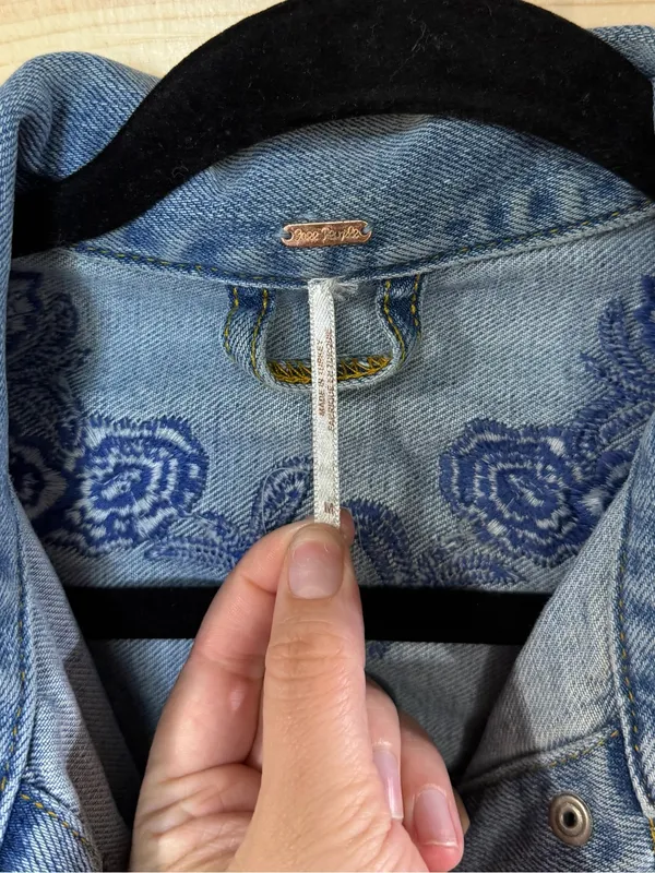 Free People Light Blue Denim Jacket with Blue Floral Embroidery - Image 8