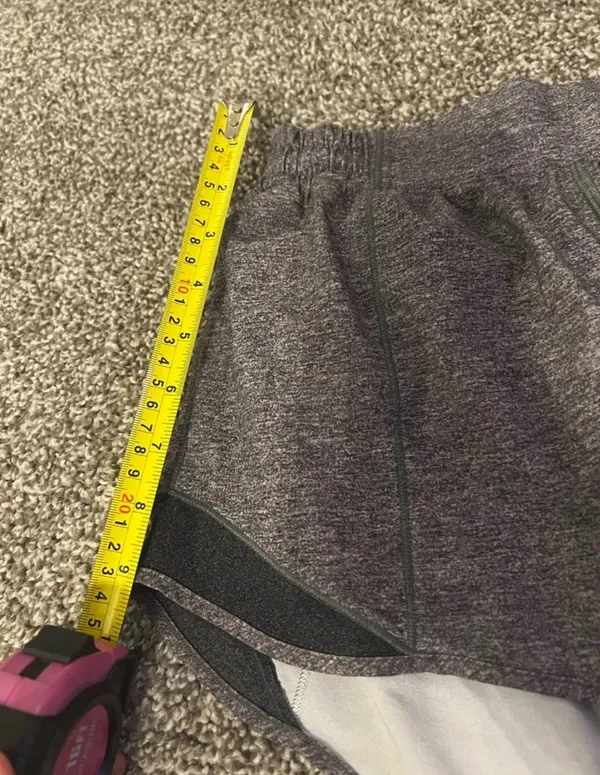 Lululemon Hotty Hot Shorts - Image 4