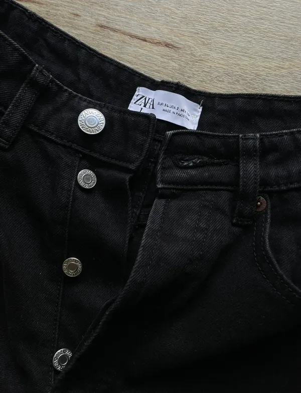 ZARA Black Straight Leg Jeans - Image 4