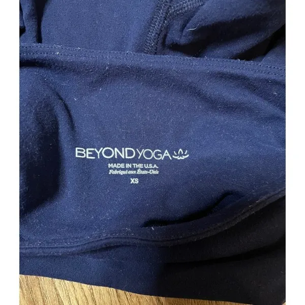 Beyond Yoga navy blue leggings sz‎ XS - Image 3