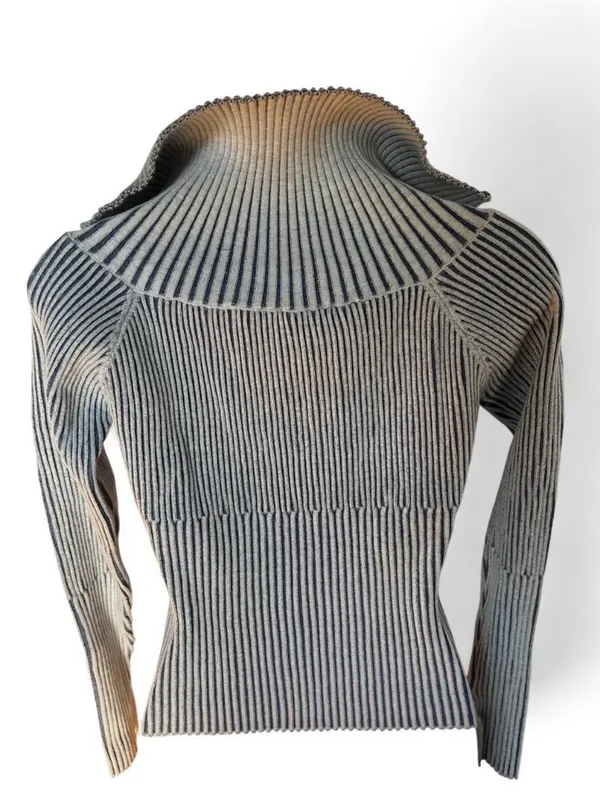 Ribbed Zip - Image 4