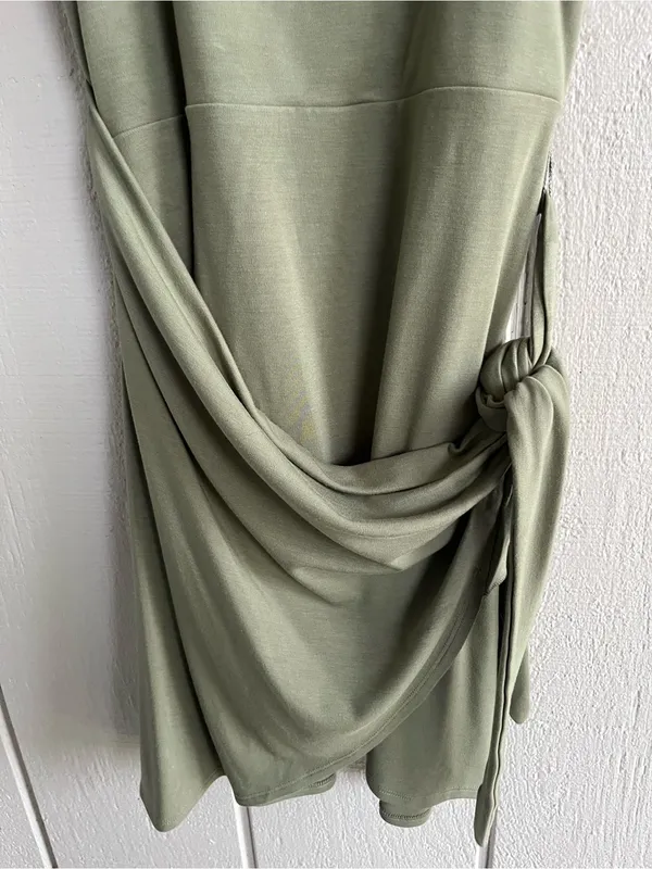 Aritzia Wilfred Jersey Mini Wrap Dress Sleeveless Green in Size S - Image 2